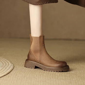 Новые Зимние женские ботинки, Женская обувь на не сужающемся книзу массивном каблуке с круглым носком, Осенние Ботильоны из спилка для женщин, ботинки 