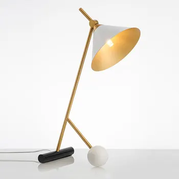 Постмодернистская Мраморная настольная лампа с рожком, Дизайнерский креативный простой светильник для учебы, Роскошная креативная прикроватная лампа в скандинавском стиле