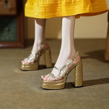 римские туфли на высоком каблуке 12 см, Водонепроницаемая платформа, Толстый каблук, Новые Летние Кожаные Модные Сексуальные Серебристые сандалии K2256