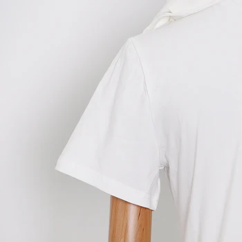 TWOTWINSTYLE Базовая минималистичная футболка для женщин с круглым вырезом и коротким рукавом, повседневные однотонные футболки, женская модная новая летняя одежда