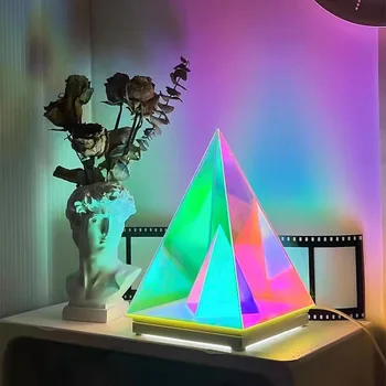 Акриловая USB Светодиодная настольная лампа 3D Прикроватная Тумбочка для спальни, Геометрия Пирамиды, Ночник, Цветное украшение, Настольная лампа, Подарок