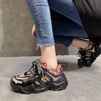 Весна и осень 2023 года, Новая универсальная оригинальная спортивная обувь на толстой подошве Super Fire для отдыха, женская обувь